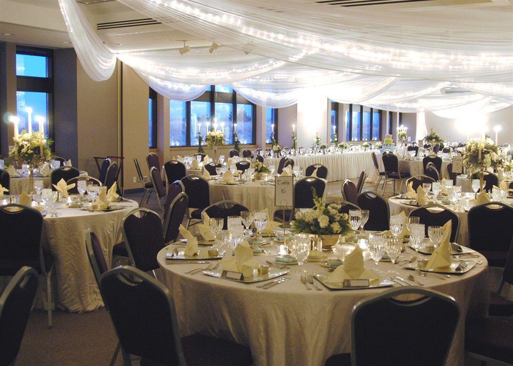 Hotel Oak Ridge Chaska Zewnętrze zdjęcie