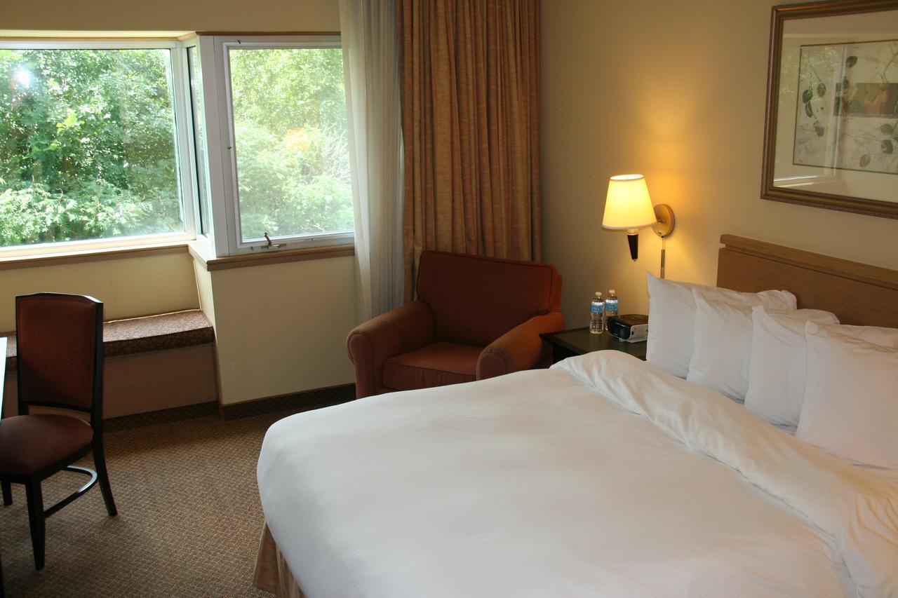 Hotel Oak Ridge Chaska Zewnętrze zdjęcie