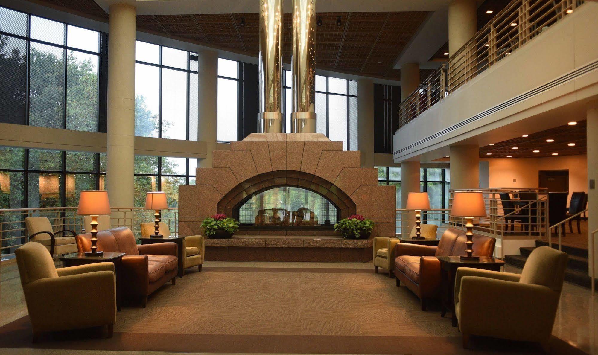 Hotel Oak Ridge Chaska Zewnętrze zdjęcie